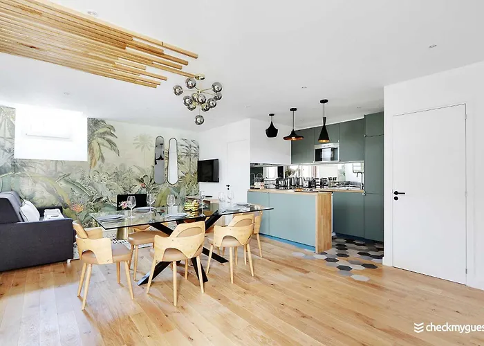 Chic & Confort Dans Le Quartier Anime Du Sentier Apartamento
